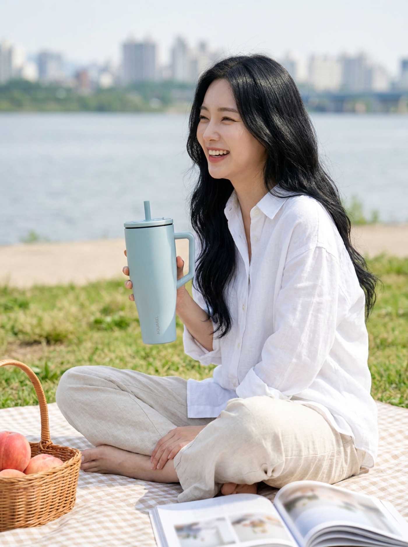 한강 피크닉, 아쿠아렐과 함께